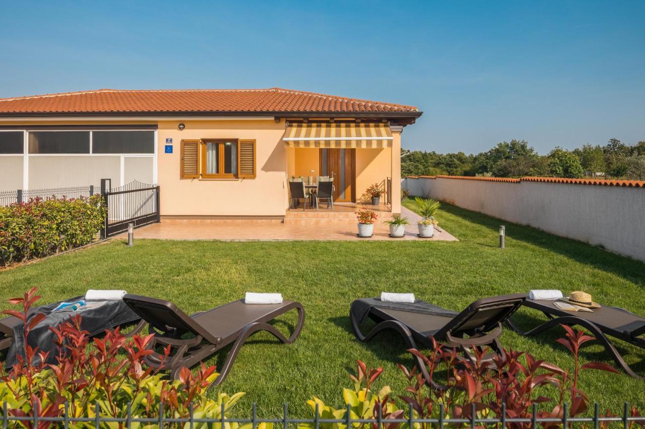 Villa Gracia Sveti Lovreč Pazenatički Exteriér fotografie